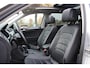 Volkswagen Tiguan Allspace 1.5 TSI Highline Business R-line / Trekhaak / Panoramadak / 360Camera / Leder / Keyless / 20'' / CarPlay / Stoelverwarming / DAB / Dodehoek / ACC