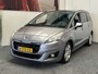 Peugeot 5008 1.6 THP ALLURE 7PERSOONS AUTOMAAT PANORAMADAK HEAD UP DISPLAY TREKHAAK ACHTERUITRIJ CAMERA CRUISE CONTROL CLIMATE CONTROL 3010 DEK