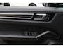 Porsche Cayenne 3.0 E-Hybrid / Panoramadak / 360Camera / Head-up / Achterasbesturing / Softclose / Carbon intr. / Luchtvering / 21'' / Sportdesign+Chrono / Sportuitlaat / Keyless / Bose / Stoelventilatie 4x / Stoelverwar
