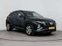 Hyundai Tucson 1.6 T-GDI MHEV COMFORT | NAVI via APPLE CARPLAY & ANDROID AUTO | TREKGEWICHT 1650 KG | CLIMA | CRUISE | CAMERA | 17'' LM VELGEN | STOEL- & STUURVERWARMING | PRIVACY GLASS | FABRIEKSGARANTIE GELDIG T/M 5-2027! |