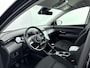 Hyundai Tucson 1.6 T-GDI MHEV COMFORT | NAVI via APPLE CARPLAY & ANDROID AUTO | TREKGEWICHT 1650 KG | CLIMA | CRUISE | CAMERA | 17'' LM VELGEN | STOEL- & STUURVERWARMING | PRIVACY GLASS | FABRIEKSGARANTIE GELDIG T/M 5-2027! |