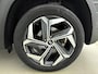 Hyundai Tucson 1.6 T-GDI PHEV PREMIUM 4WD | 19'' LMVELGEN | LEDER | ELEKTR. STOELEN | STOEL- & STUURVERWARMING | NAVI | CLIMA | CAMERA | ADAPT. CRUISE | I-KEY | FABRIEKSGARANTIE GELDIG T/M 2-2028! |