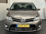 Toyota Verso 1.6 VVT-i Business PANORAMADAK ACHTERUITRIJ CAMERATREKHAAK CRUISE CONTROL CLIMATE CONTROL NAVIGATIE BLUETOOTH ZEER MOOI !!!