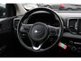 Kia Sportage 1.6 GDI DynamicLine / Camera / Leder / Navigatie / 17'' / Stoelverwarming / DAB / Cruise Control