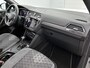 Volkswagen Tiguan Allspace 1.5 TSI R-Line 7-Persoons | 150PK | Automaat | Stoel en Stuurverwarming | Parkeercamera | Keyless | Panorama-Dak | Head-Up Display | Trekhaak
