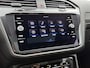 Volkswagen Tiguan Allspace 1.5 TSI R-Line 7-Persoons | 150PK | Automaat | Stoel en Stuurverwarming | Parkeercamera | Keyless | Panorama-Dak | Head-Up Display | Trekhaak