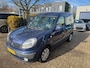 Renault Kangoo 1.6-16V Privilège airco, elec pakket , trekhaak , nwe apk , nwe banden zeer nette perfect rijdende auto
