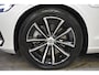 Volvo V60 T6 350PK AWD Essential Bright | Trekhaak | BLIS | Leder |