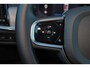 Volvo V90 T6 Recharge AWD Plus Dark - IntelliSafe Assist & Surround - 360º Camera - Harman/Kardon audio - Adaptieve LED koplampen - Verwarmde voorstoelen, stuur & achterbank - Parkeersensoren voor & achter - Elektr. bedienb. voorstoelen met geheugen - Extra getint glas - Elektr. inklapbare trekhaak - 19' LMV