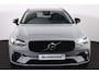 Volvo V90 T6 Recharge AWD Plus Dark - IntelliSafe Assist & Surround - 360º Camera - Harman/Kardon audio - Adaptieve LED koplampen - Verwarmde voorstoelen, stuur & achterbank - Parkeersensoren voor & achter - Elektr. bedienb. voorstoelen met geheugen - Extra getint glas - Elektr. inklapbare trekhaak - 19' LMV