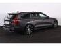 Volvo V60 T6 Recharge AWD Plus Dark - IntelliSafe Assist & Surround - 360º Camera - Harman/Kardon audio - Adaptieve LED koplampen - Verwarmde voorstoelen, stuur & achterbank - Parkeersensoren voor & achter - Elektr. bedienb. voorstoelen met geheugen - Extra getint glas - Elektr. inklapbare trekhaak - 18' LMV