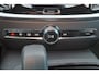 Volvo V60 T6 Recharge AWD Plus Dark - IntelliSafe Assist & Surround - 360º Camera - Harman/Kardon audio - Adaptieve LED koplampen - Verwarmde voorstoelen, stuur & achterbank - Parkeersensoren voor & achter - Elektr. bedienb. voorstoelen met geheugen - Extra getint glas - Elektr. inklapbare trekhaak - 18' LMV