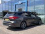 Ford Focus Wagon 1.0 EcoBoost ST Line 125PK Cruise Navi Climate Keyless Parkeersensoren Privacy Glass 17'' Inch Velgen *Sportief*