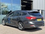 Ford Focus Wagon 1.0 EcoBoost ST Line 125PK Cruise Navi Climate Keyless Parkeersensoren Privacy Glass 17'' Inch Velgen *Sportief*