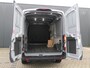 Ford E-Transit 350 L3H2 Trend 68 kWh | PRO Power Stopcontacten | Adaptive Cruise | BLIS | 360 Camera | Lichtmetalen Velgen | Elektrische Stoel | Stoelverwarming | Verwarmde Voorruit