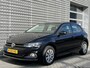 Volkswagen Polo 1.0 TSI Comfortline / Navigatie / Parkeersensoren achter / Airco / **