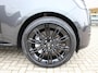 Land Rover Range Rover P440e SE | 23 inch Gloss Black | BTW auto