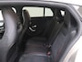 Mercedes-Benz CLA Shooting Brake 180 Business Solution AMG / Stoelverwarming / Achteruitrijcamera /