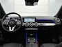 Mercedes-Benz GLB 200 Premium Plus 7p. 7 Persoons | Lichtmetalen velgen | Panorama dak | Trekhaak weg klapbaar | Elect. bed. Voorstoelen met memory Inclusief 24 maanden MB Certified garantie voor Europa.