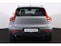 Volvo XC40 Extended Range Plus 82 kWh - IntelliSafe Assist & Surround - 360º Camera - Harman/Kardon audio - Verwarmde voorstoelen, stuur & achterbank - Parkeersensoren voor & achter - Elektr. bedienb. bestuurdersstoel met geheugen - Wollen bekleding - Draadloze tel. lader - Warmtepomp - Extra getint glas - Elektr. inklapbare trekhaak - 19' LMV