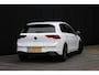 Volkswagen Golf 1.5 eTSI R-LINE | PDC | NAVI | APPLE CARPLAY | STOEL/STUURVERW. |