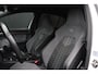 Volkswagen Golf 1.5 eTSI R-LINE | PDC | NAVI | APPLE CARPLAY | STOEL/STUURVERW. |