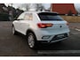 Volkswagen T-Roc 1.5 TSI 150pk Style DSG Automaat / Panorama dak / Navigatie / LM 17 inch / APP / LED Plus / Park Assist / Camera