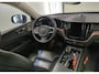 Volvo XC60 2.0 T8 Plug-in hybrid AWD Ultimate Bright / Bowers & Wilkins audio / Panoramadak / Stoel-Stuurverwarming / Trekhaak / Pdc+Camera / luchtvering /