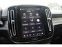 Volvo EX40 Single Motor Extended Range Plus 82 kWh Adaptieve cruise control | Harman Kardon Geluidsinstallatie | Verwarmbare voorstoelen en stuur | 360 graden camera | Pilot assist | Extra getinte ramen achter | Warmtepomp