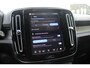 Volvo EX40 Single Motor Extended Range Plus 82 kWh Adaptieve cruise control | Harman Kardon Geluidsinstallatie | Verwarmbare voorstoelen en stuur | 360 graden camera | Pilot assist | Extra getinte ramen achter | Warmtepomp