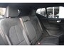 Volvo EX40 Single Motor Extended Range Plus 82 kWh Adaptieve cruise control | Harman Kardon Geluidsinstallatie | Verwarmbare voorstoelen en stuur | 360 graden camera | Pilot assist | Extra getinte ramen achter | Warmtepomp