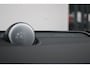 Volvo V90 2.0 T8 Plug-in hybrid AWD Ultra Dark Adaptieve Cruise Control met Pilot Assist | Verwarmde Voorstoelen en Stuurwiel | Panoramisch Schuif-/kanteldak | Gelamineerde zijruiten en achterruit | Bowers & Wilkens audiosysteem | Head-Up Display | 360º Camera | Blind Spot Information System | Verwarmbare achterbank | 20" Lichtmetalen wielen | Luchtvering | Massagefunctie voorstoelen