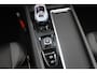 Volvo XC60 2.0 T6 Plug-in hybrid AWD Ultra Black Edition Adaptive Cruise & Pilot Assist | Panoramisch Schuif-/Kanteldak | 360-Camera | Harman Kardon Premium Audio | Draadloze Telefoonlader