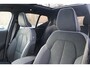 Volvo EX40 Single Motor Extended Range Ultra 82 kWh | Demo Deal | Panoramadak | Adaptive Cruise | Verwarmbare voorstoelen en stuurwiel | Premium audio by Harman/Kardon | 360 graden Camera | Warmtepomp  | Elektrische Achterklep | Apple carplay/Android auto