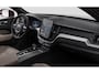 Volvo XC60 2.0 T6 Plug-in hybrid AWD Business Edition Harman Kardon Geluidsinstallatie | Stuurwiel Verwarmbaar | Stoelen voor/achter verwarmbaar | 360 Graden Camera | Adaptieve Cruise Control | Pilot Assist | Extra getinte ramen achter | 19'' Lichtmetalen velgen