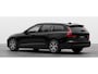 Volvo V60 2.0 B4 Essential Edition Adaptieve Cruise Control | Dodehoekwaarschuwing | Verwarmbare voorstoelen | Stuurwielverwarming | Parkeersensoren V+A | Achteruitrijcamera | Extra getint glas achter