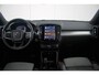 Volvo XC40 B4 Plus Dark | Semi-Elektrische Trekhaak| Verwarmbare Voorstoelen | Verwarmbare Voorruit en stuurwiel | Premium Audio by Harman Kardon | Adaptieve Cruise Control | Park Assist