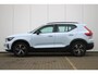 Volvo XC40 B4 Plus Dark | Semi-Elektrische Trekhaak| Verwarmbare Voorstoelen | Verwarmbare Voorruit en stuurwiel | Premium Audio by Harman Kardon | Adaptieve Cruise Control | Park Assist