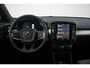 Volvo XC40 B4 Plus Dark | Semi-Elektrische Trekhaak| Verwarmbare Voorstoelen | Verwarmbare Voorruit en stuurwiel | Premium Audio by Harman Kardon | Adaptieve Cruise Control | Park Assist