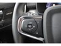 Volvo XC40 B4 Plus Dark | Semi-Elektrische Trekhaak| Verwarmbare Voorstoelen | Verwarmbare Voorruit en stuurwiel | Premium Audio by Harman Kardon | Adaptieve Cruise Control | Park Assist