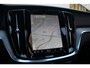 Volvo V60 T6 Plug-in hybrid AWD Plus Dark | Adaptive Cruise & Pilot Assist | Stoelverwarming Voor & Achter | Stuurverwarming | Semi-Elektrische Trekhaak | Verwarmbare Voorruit | Premium Audio by Harman Kardon | 360 Camera |