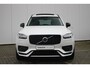 Volvo XC90 T8 455PK Plug-in hybrid AWD Ultra Dark | Luchtvering | High End Bowers&Wilkins Audio | Stoelverwarming Voor & Achter | Stoelventilatie & Massage | Gelamineerde Zijruiten | Panoramisch Schuif-/Kanteldak | Semi-Elektrische Trekhaak | 360º Camera |