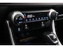 Toyota RAV4 2.5 Plug-in Hybrid AWD Style | Dodehoek detectie | Navigatie | Stoel-/achterbankverwarming | Leder | Parkeersensoren voor/achter | Achteruitrijcamera | Apple Carplay / Android Auto
