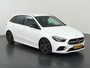 Mercedes-Benz B-klasse 180 Business Solution AMG | Night | Trekhaak | Widescreen Stoelverwarming | Achteruitrijcamera |