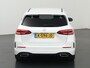 Mercedes-Benz B-klasse 180 Business Solution AMG | Night | Trekhaak | Widescreen Stoelverwarming | Achteruitrijcamera |