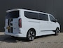 Ford Transit Custom 320 2.5 PHEV L2H1 Sport DC | 1-fase laadkabel mode 3 16A, 10 meter (PHEV) | 19 inch lichtmetalen velgen Sport (Matte Black) | 8-weg verstelbare & verwarmbare passagiersstoel (Sport GB)