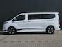 Ford Transit Custom 320 2.5 PHEV L2H1 Sport DC | 1-fase laadkabel mode 3 16A, 10 meter (PHEV) | 19 inch lichtmetalen velgen Sport (Matte Black) | 8-weg verstelbare & verwarmbare passagiersstoel (Sport GB)