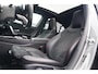 Mercedes-Benz A-klasse 180 d Business Solution AMG | Panorama | Sfeerverlichting | Camera | Leder/Alcantara | AMG PAKKET | LED |