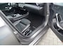 Mercedes-Benz A-klasse 180 d Business Solution AMG | Panorama | Sfeerverlichting | Camera | Leder/Alcantara | AMG PAKKET | LED |