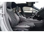 Mercedes-Benz A-klasse 180 d Business Solution AMG | Panorama | Sfeerverlichting | Camera | Leder/Alcantara | AMG PAKKET | LED |